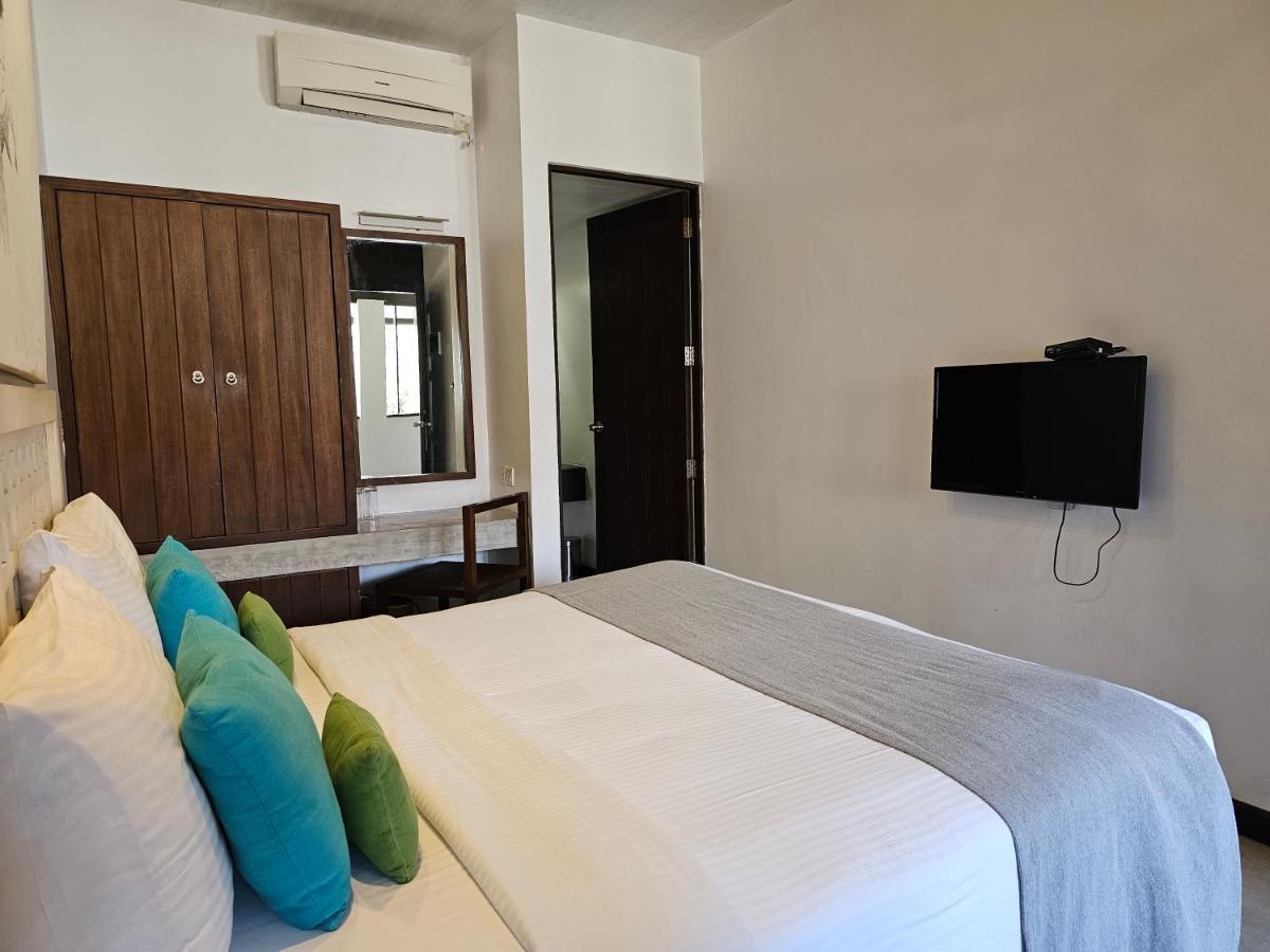 City Beds Negombo Eksteriør bilde